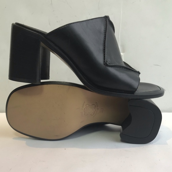 Markio Italy, leather sandals; size 8. - Picture 6 of 8